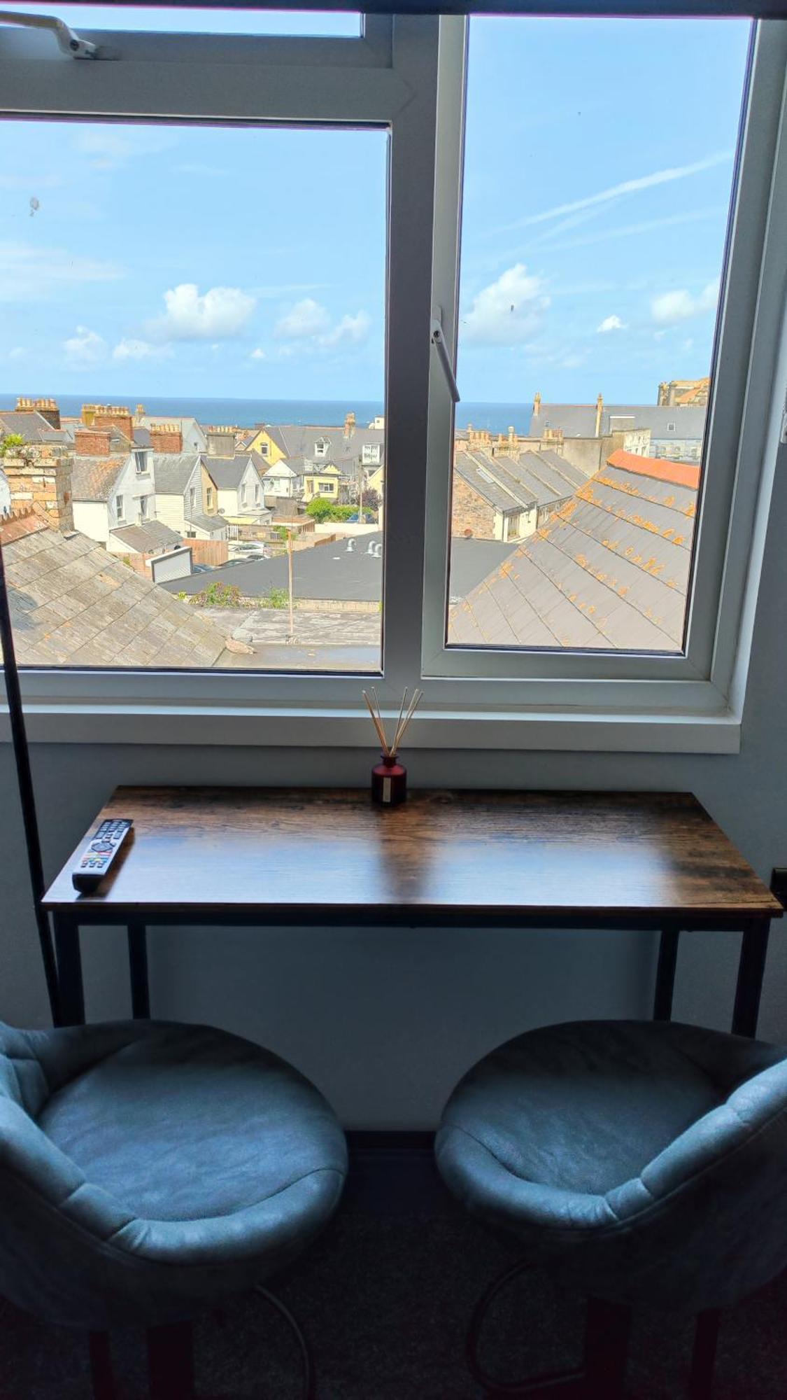 Styles & White Stays - Central Newquay نيوكويي المظهر الخارجي الصورة