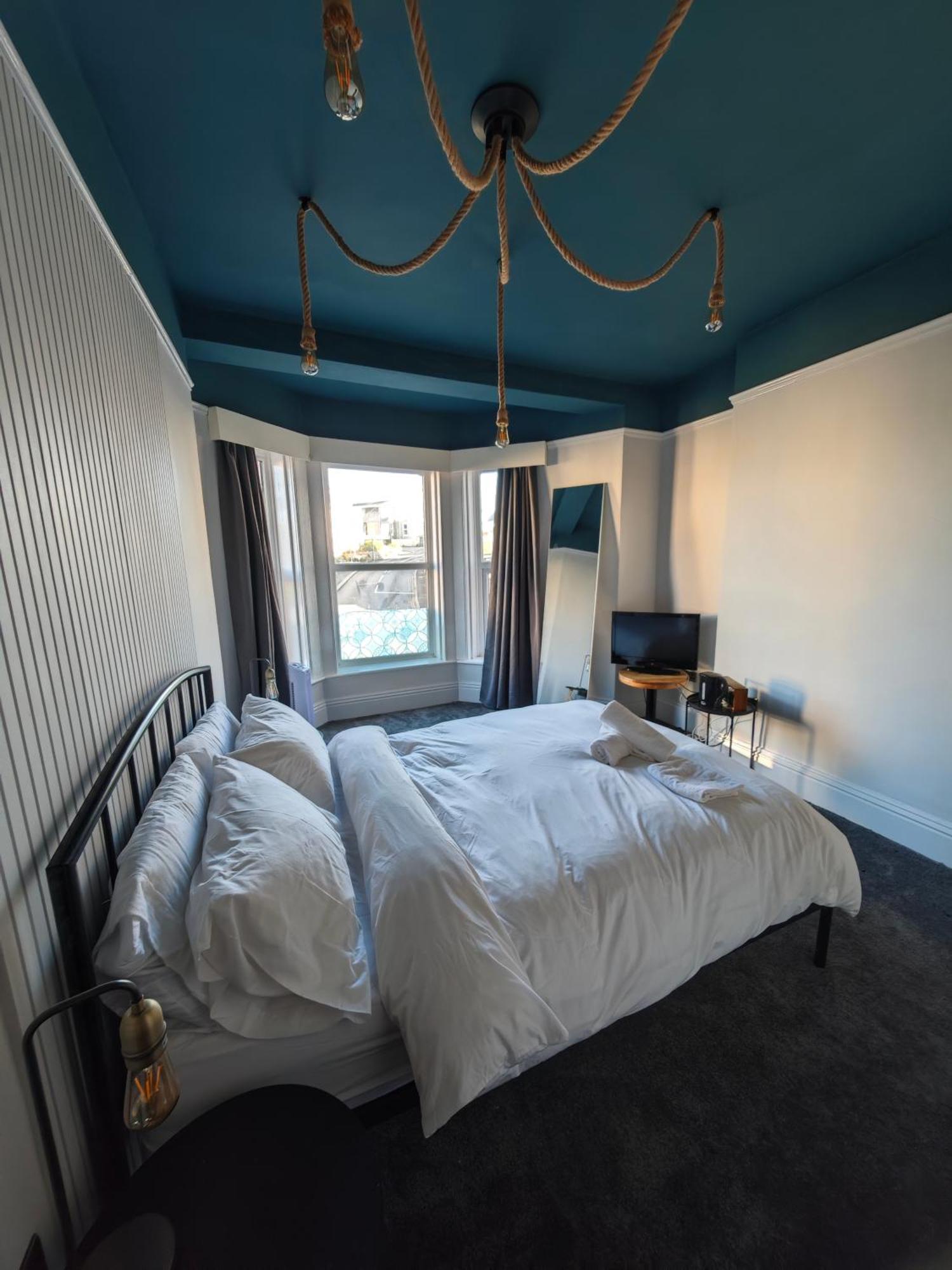 Styles & White Stays - Central Newquay نيوكويي المظهر الخارجي الصورة
