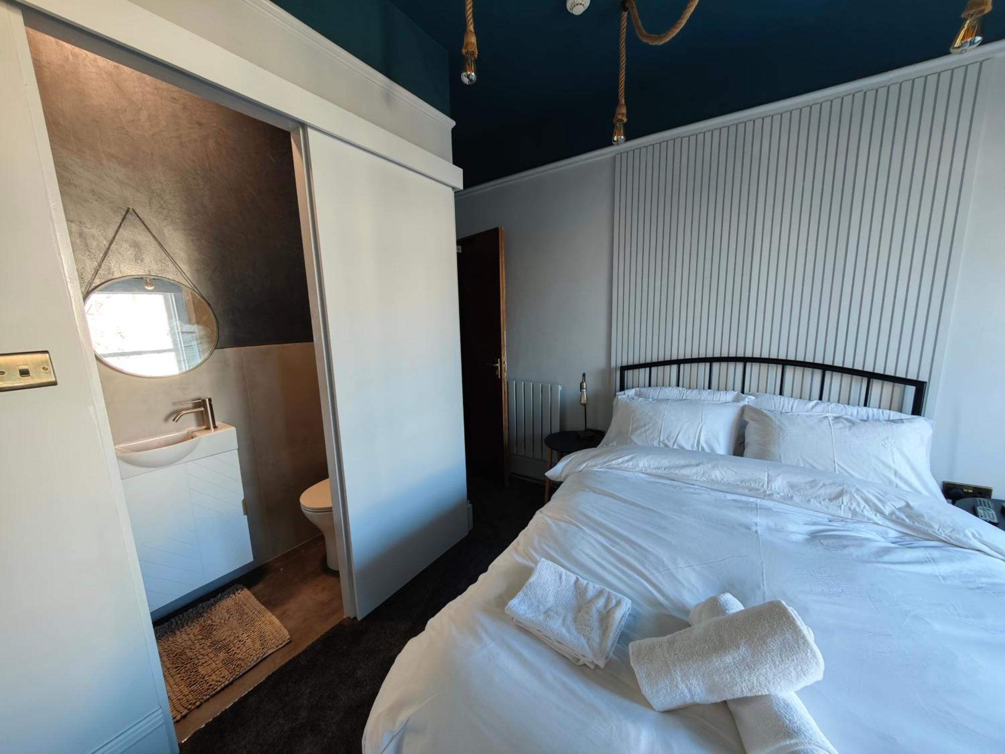 Styles & White Stays - Central Newquay نيوكويي المظهر الخارجي الصورة