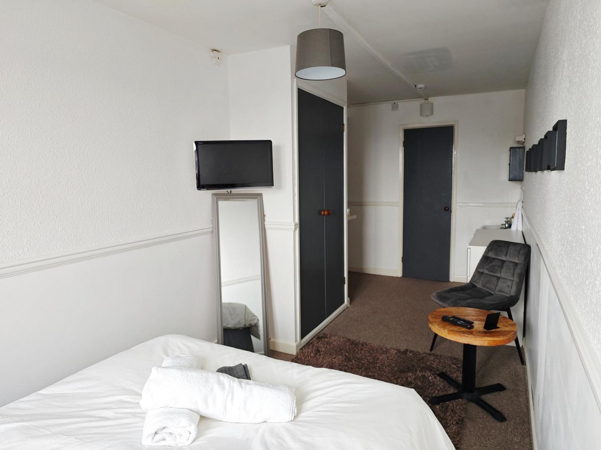 Styles & White Stays - Central Newquay نيوكويي المظهر الخارجي الصورة
