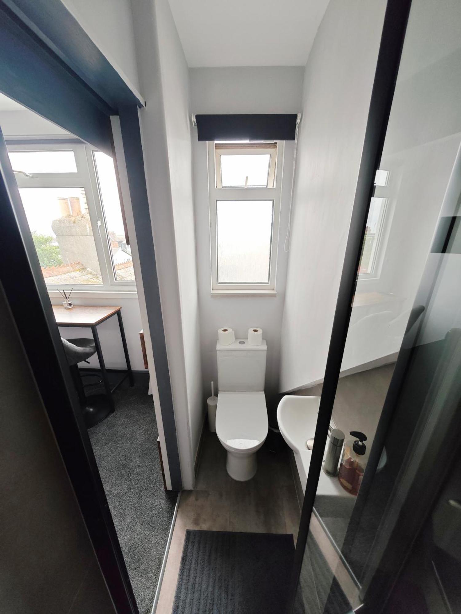 Styles & White Stays - Central Newquay نيوكويي المظهر الخارجي الصورة