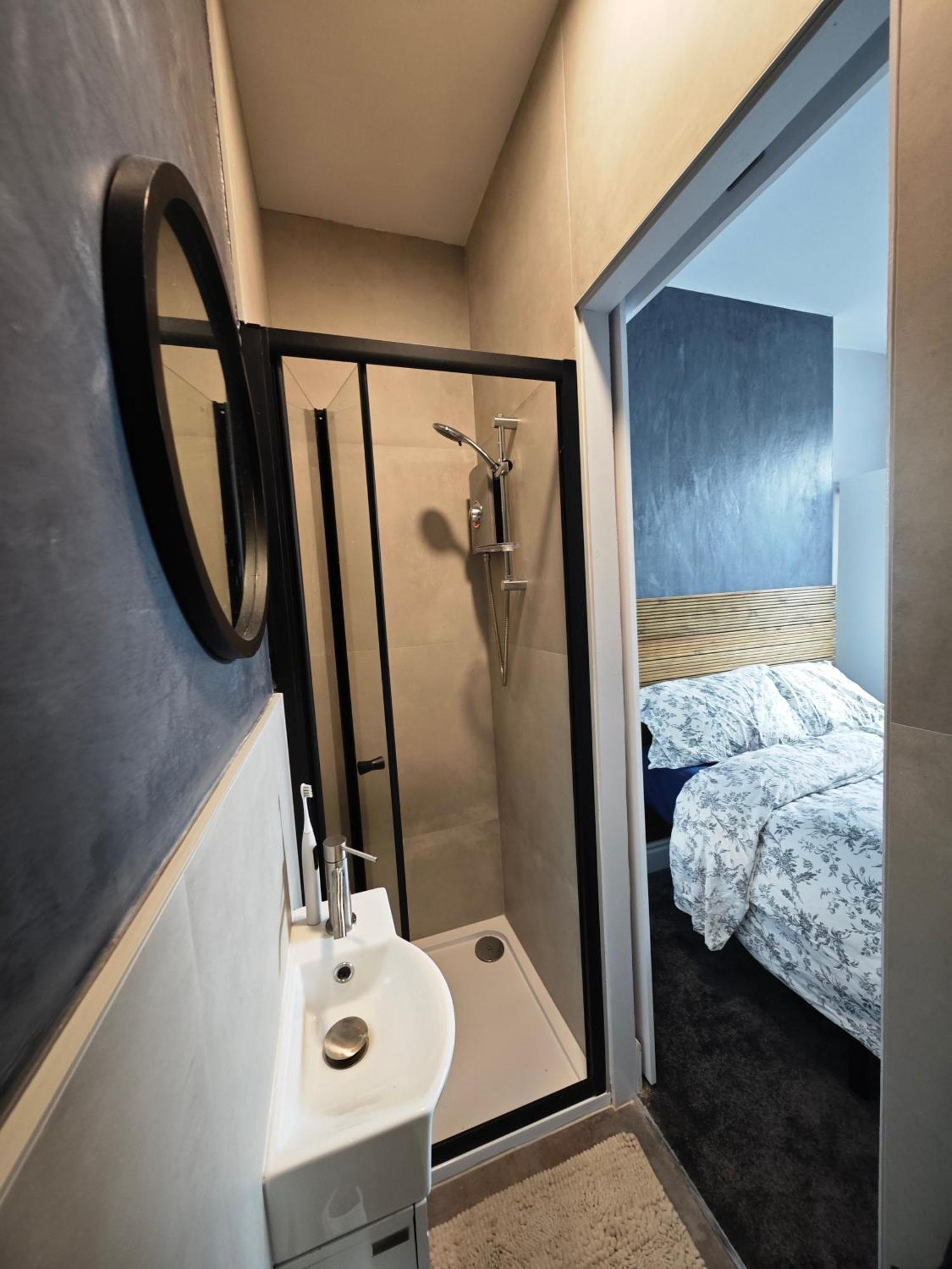 Styles & White Stays - Central Newquay نيوكويي المظهر الخارجي الصورة
